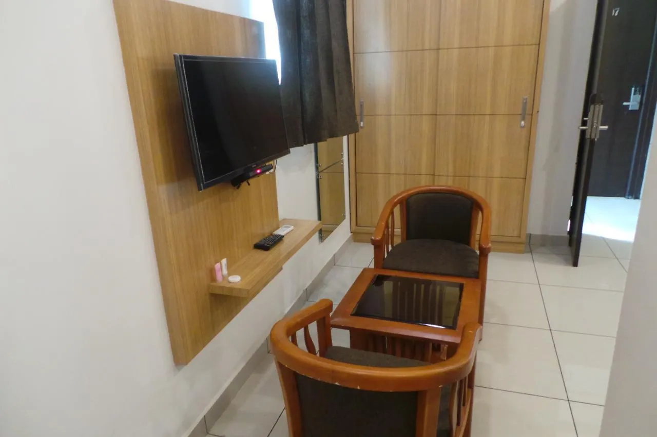 فندق Saas Residency كاليكوت 0*,