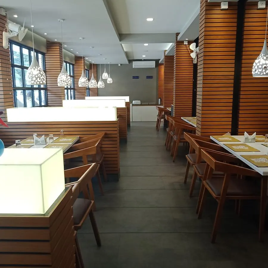 فندق Saas Residency كاليكوت